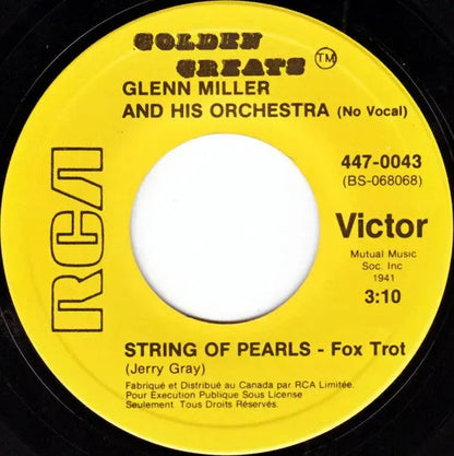 Glenn Miller And His Orchestra : In The Mood / A String Of Pearls (7", Single, RE)