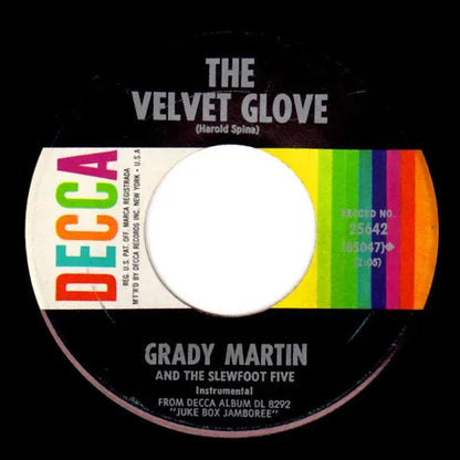 Grady Martin And The Slew Foot Five : Heartaches By The Number / The Velvet Glove (7", Single, Pin)