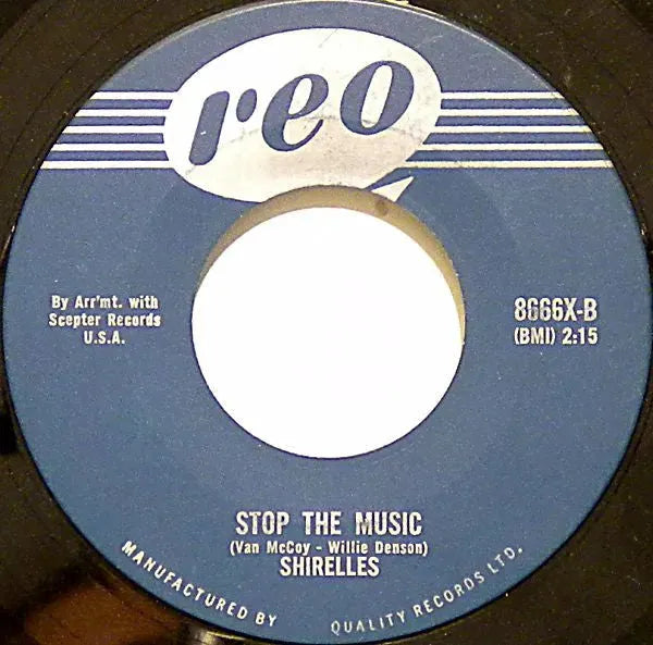 The Shirelles : It's Love That Really Counts / Stop The Music (7", Single)