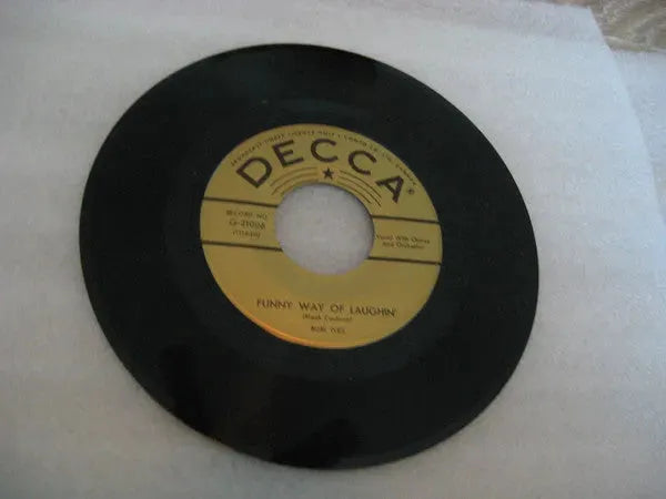 Burl Ives : A Little Bitty Tear / Funny Way Of Laughing (7", Single)